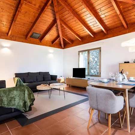 Prime Sea And Mountain Views With Pool El Pris
